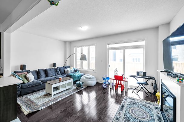 For Lease - 98 Ogston Crescent, Whitby, Ontario - Photo 1