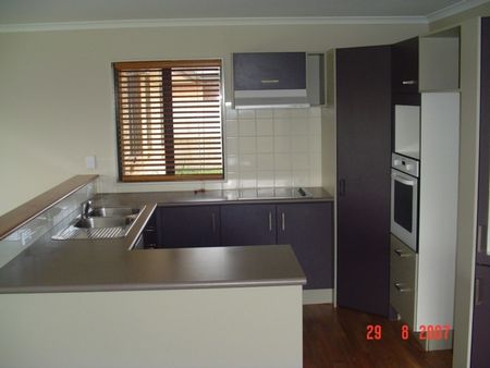 20 Finchley Place, Hillcrest — - Photo 5