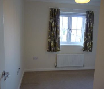 3 bedroom terraced house to rent - Photo 6