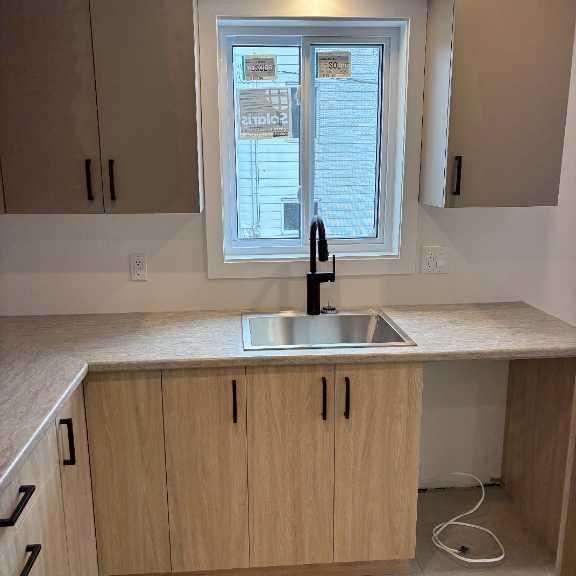 Logement 4 1/2 Ste-Thérèse (gare train) - Photo 1