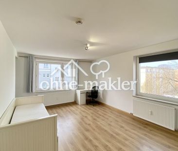 WG: Liebevoll eingerichtetes, ruhiges WG-Zimmer mit Balkon - Photo 3