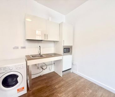 1 bedroom flat to rent - Photo 6