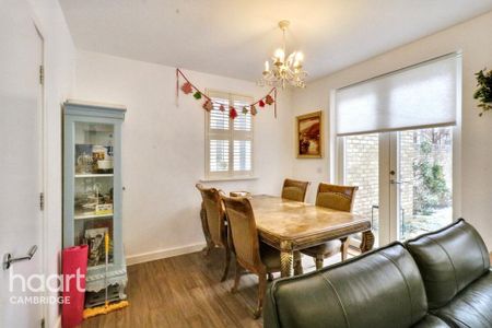 3 bedroom terraced house to rent - Photo 3