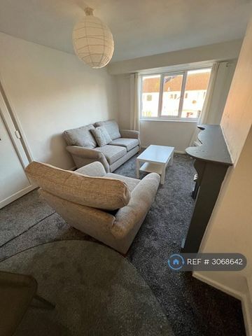 1 bedroom flat to rent - Photo 2