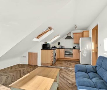 Apartment 8 1 Halfpenny Mews, Belfast, BT5 5GJ - Photo 2