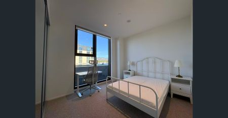 Modern One-Bedroom Apartment on The Parade - Photo 3