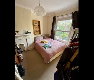 2 Bed Flat, Tregothnan Road, SW9 - Photo 4
