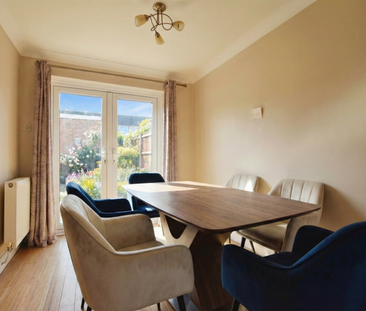 3 bedroom terraced house to rent - Photo 6