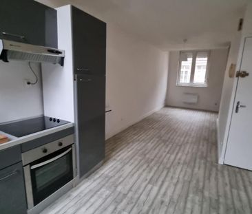 Location Appartement 2 pièces 46m² CAMBRAI 59400 - Photo 3