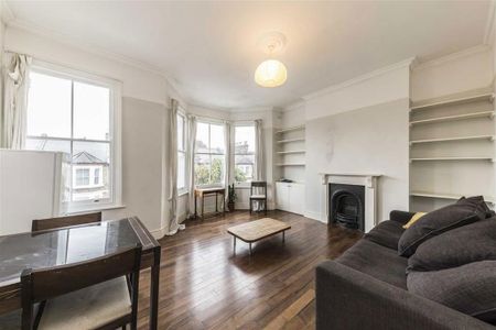 2 bedroom flat to rent - Photo 2