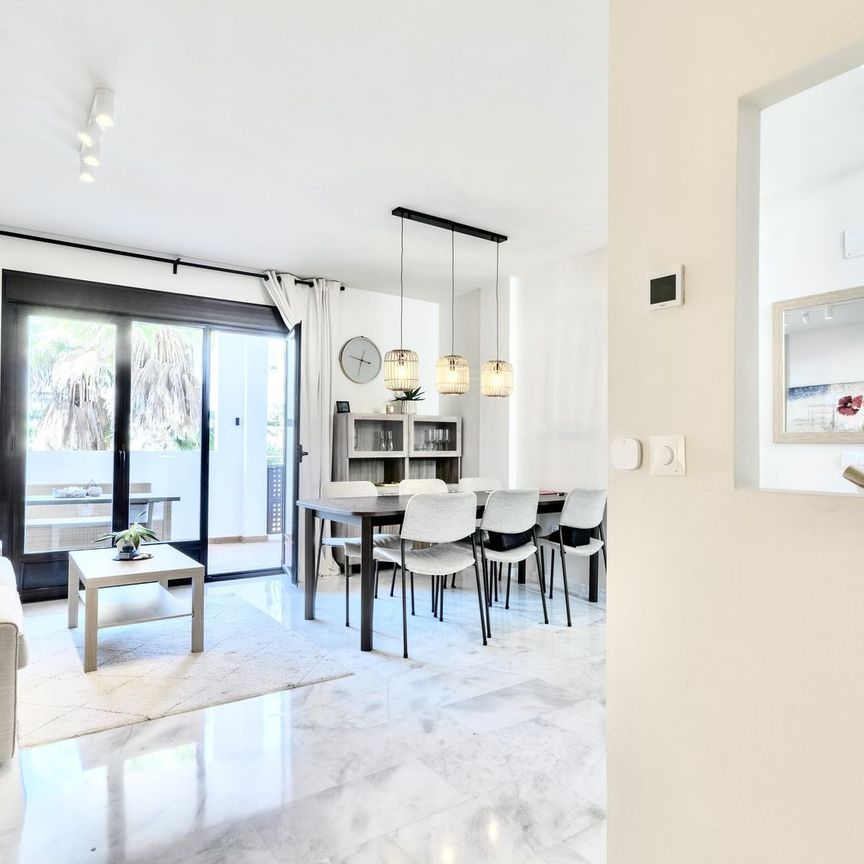 Townhouse in Riviera del Sol - Photo 1