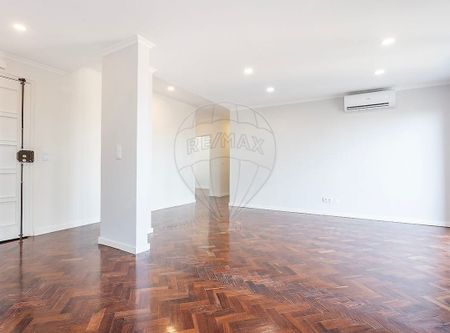 Lisboa, Lisbon - Photo 2