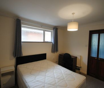 Student house on Langside Avenue - Photo 6