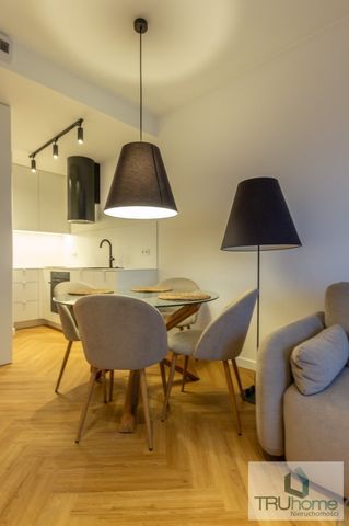 C.O. podłogowe, balkon, garaż | 1-sza Dzielnica - Zdjęcie 5