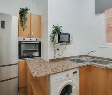 Carrer d'Aragó, Barcelona, Catalonia 08015 - Photo 6