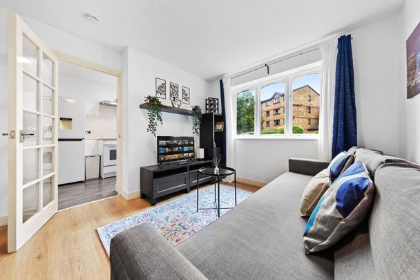 1 Bed Flat, Myers Lane, SE14 - Photo 1