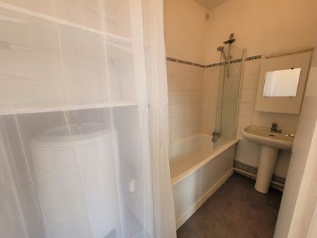 Location Appartement 2 pièces 35m² CROIX 59170 - Photo 2