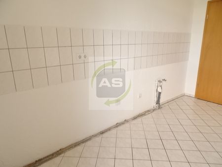 Für WG + Pärchen ideal mit Wohnküche & Balkon - Photo 2