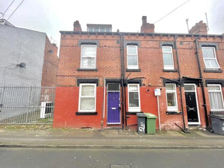 2 bedroom terraced house to rent - Photo 5