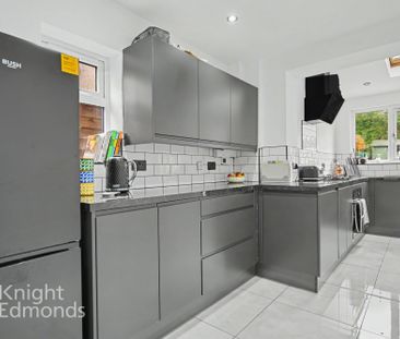 3 bed house to rent in Moncktons Avenue, Maidstone, ME14 - Photo 6
