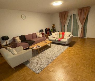 Appartement de 4.5 pièces au 2ème étage avec deux balcons à Vevey - Photo 1