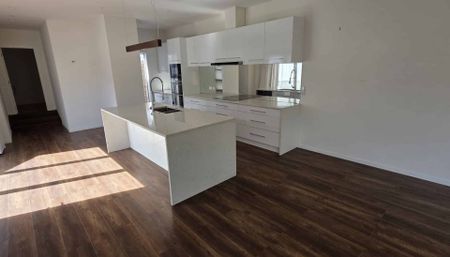 **Charming 2-Bedroom Home for Rent in Otahuhu ** - Photo 3