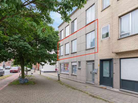 Goed gelegen éénslaapkamer-appartement met terras te Beveren - Foto 1