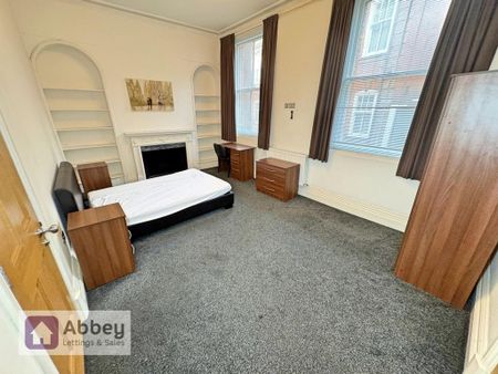 1 bedroom house of multiple occupation to rent - Photo 4