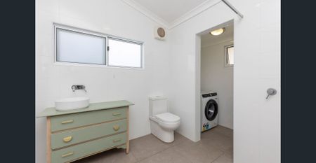 Vintage charmer. - Photo 5