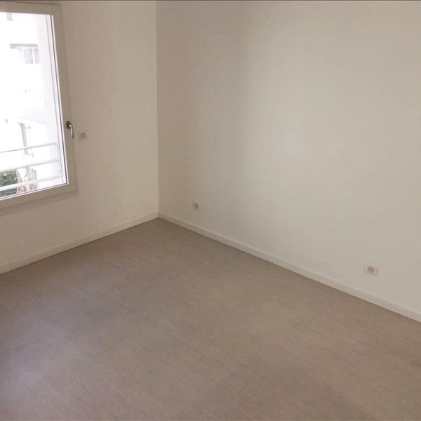 2 pièces - 42,72 m² - 3ème étage - Colocation non autorisée - Photo 1