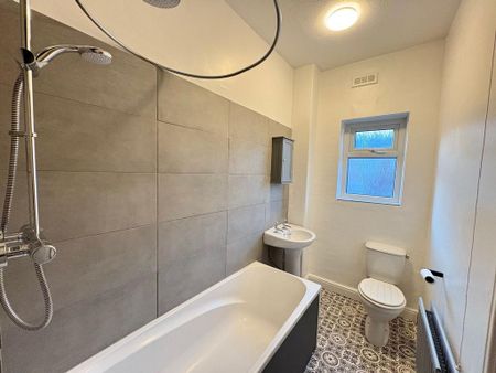 2 bedroom terraced house to rent - Photo 5