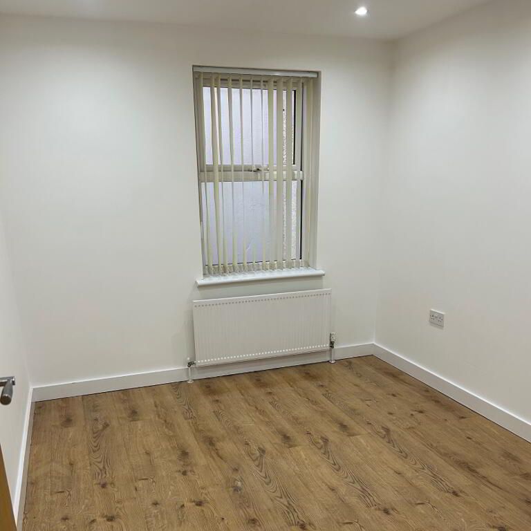 Apt 4, 99 Eglinton St, Portrush, BT56 8DZ - Photo 1