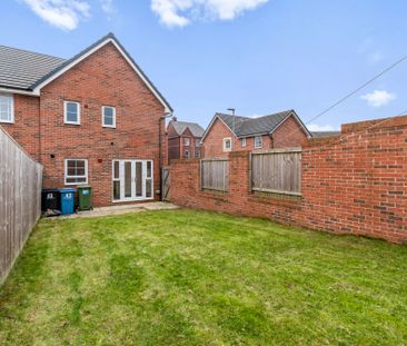 Henbury Gardens, Warrington - Photo 1