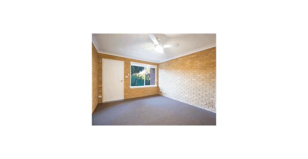 One Bedroom Unit - Close To Everything! - Photo 1