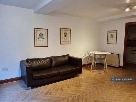 1 bedroom flat to rent - Photo 1