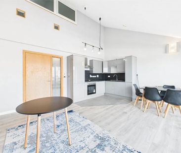 3 bedroom apartment to rent - Photo 6