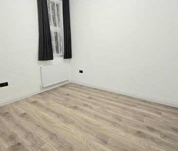 4 bedroom terraced house to rent - Photo 1