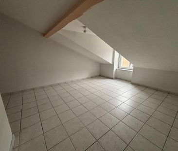 Location Appartement 4 pièces 77m² VALS LES BAINS 07600 - Photo 6