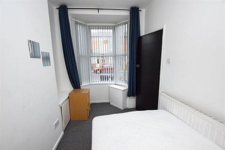 3 bedroom house to rent - Photo 3