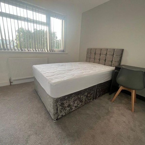 1 bedroom house of multiple occupation to rent - Photo 1