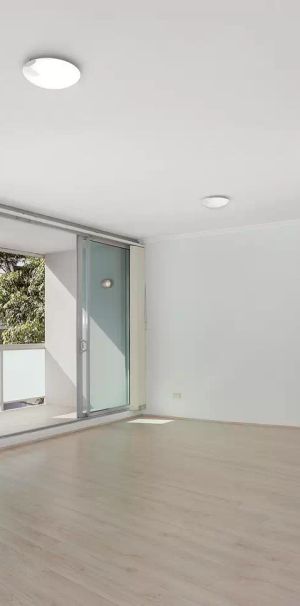 MGM MARTIN – AIR CONDITIONED ONE BEDROOM APARTMENT - Photo 1