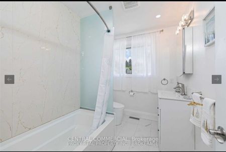 For Lease - 38 Child Dr Drive Unit# Main Floor, Aurora, Ontario - Photo 2