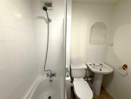 1 bedroom apartment to rent - Photo 2