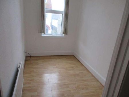 Ronald Park Avenue, Westcliff On Sea, SS0 - Photo 3