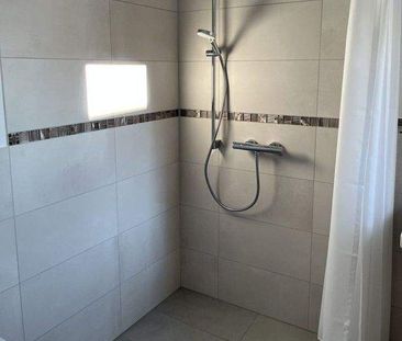 Perfekte Neubauwohnung mit Terrasse und moderner Ausstattung im Ers... - Photo 5