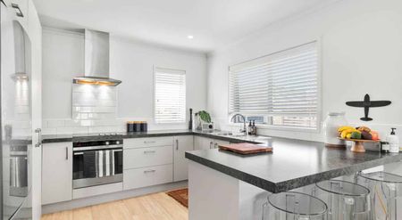 Spacious 3 Bedroom Home in the Heart of Pukekohe - Photo 2