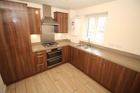 2 bedroom flat to rent - Photo 5