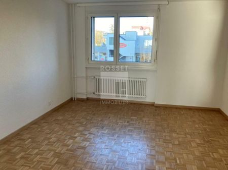 Bel appartement de 2 pièces au 8ème étage proche de toutes commodités - Foto 3