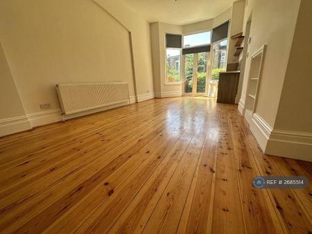 1 bedroom flat to rent - Photo 5
