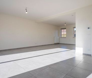 Woning te huur in Kruishoutem voor € 1.150 met 3 slaapkamers - Photo 1